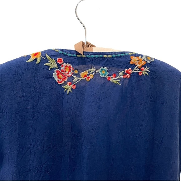 JOHNNY WAS SILKY TUNIC - SZ S - Picture 2 of 6